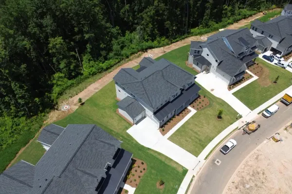 Flat roof systems and membrane installation